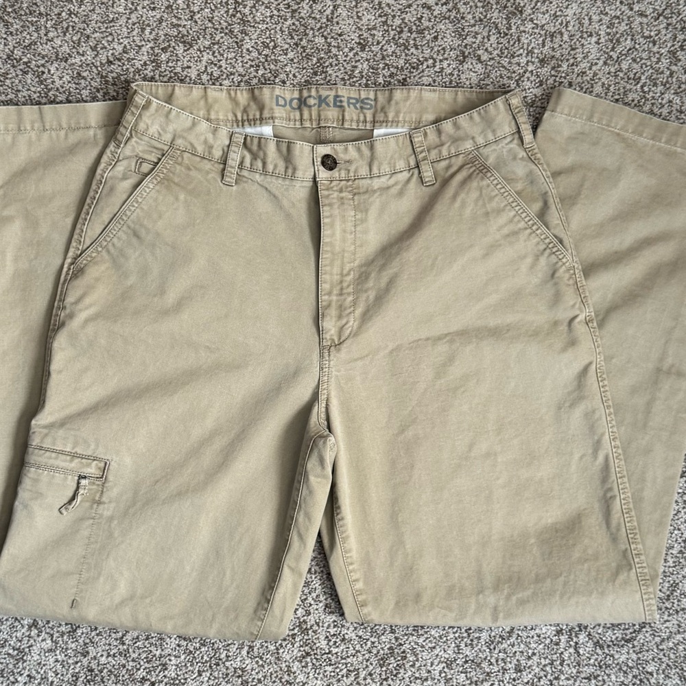 Dockers Men's Tan Pants